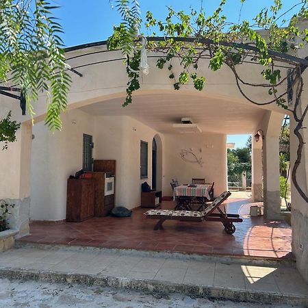 Sol Invictus Est Villa Serranova Eksteriør bilde